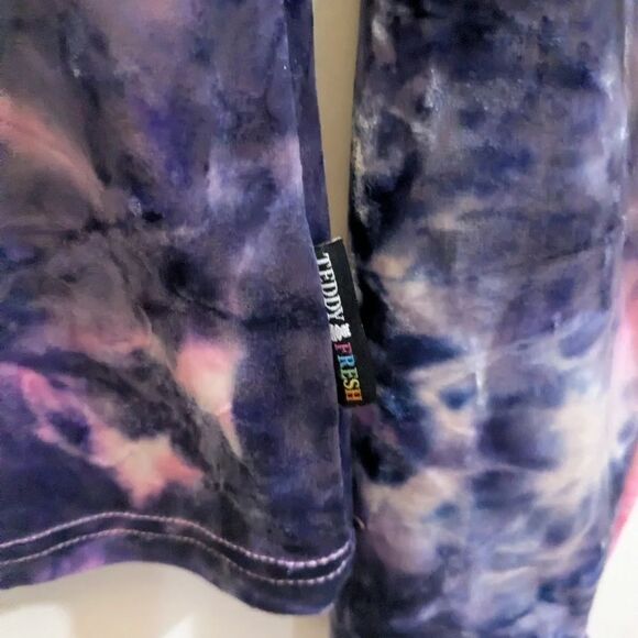 Teddy Fresh ''I Need a Hug' Velour Long Sleeve Turtleneck - Picture 5 of 7